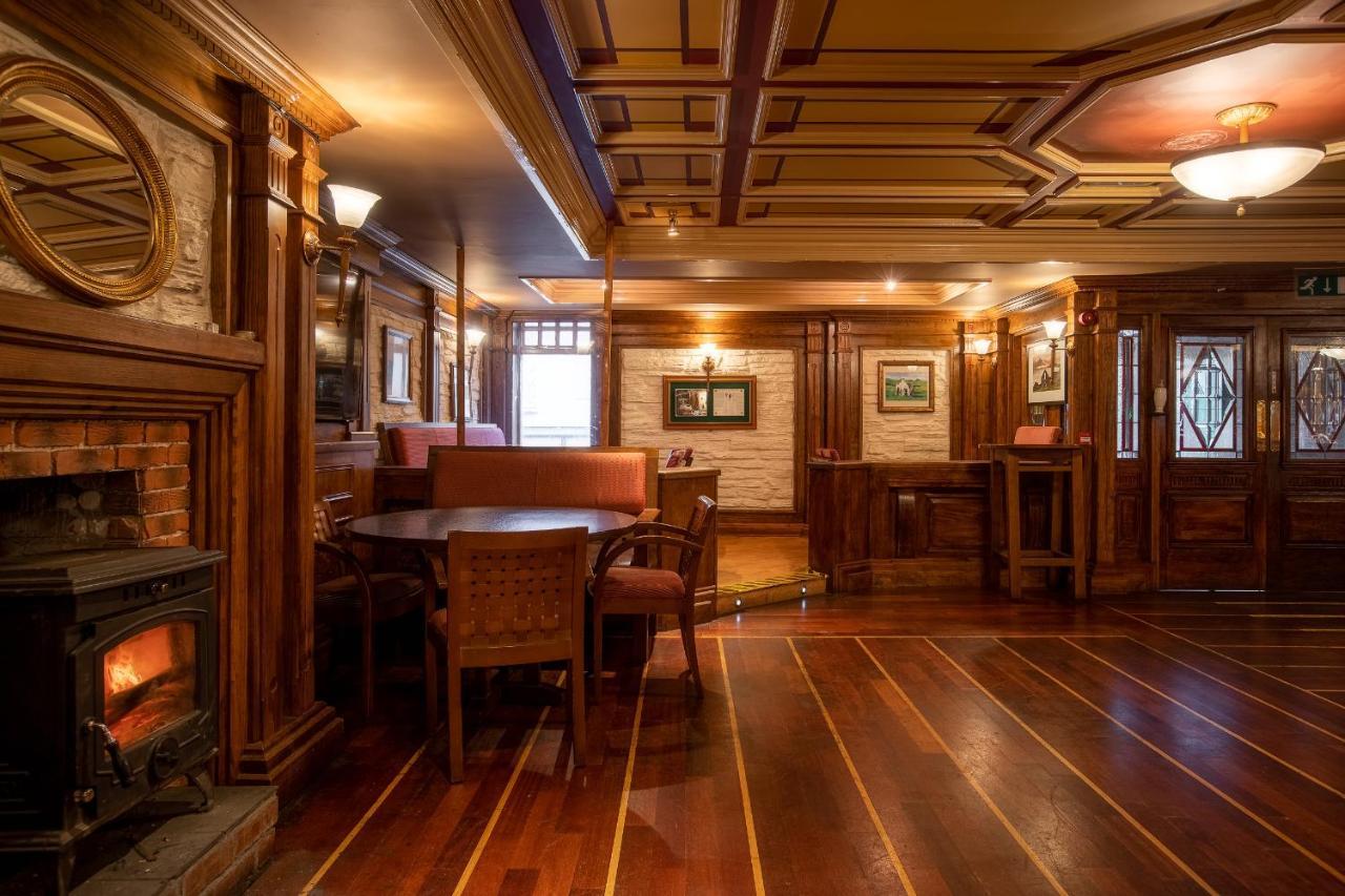 Hotel Ceann Sibeal Baile an Fheirtéaraigh Extérieur photo
