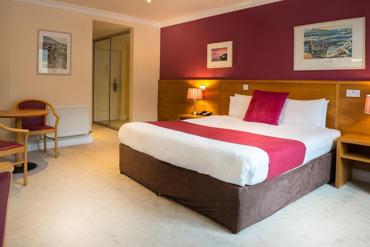 Hotel Ceann Sibeal Baile an Fheirtéaraigh Extérieur photo