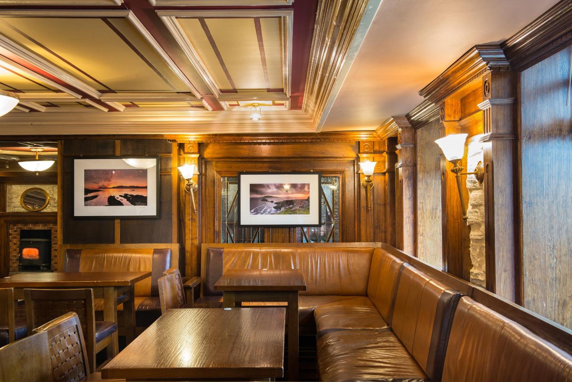 Hotel Ceann Sibeal Baile an Fheirtéaraigh Extérieur photo