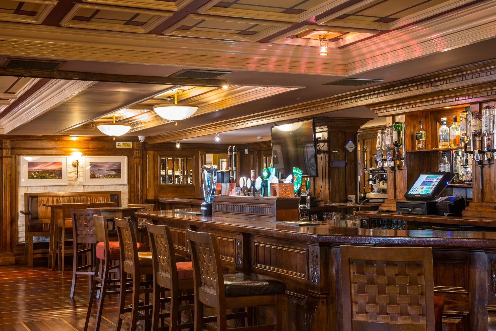 Hotel Ceann Sibeal Baile an Fheirtéaraigh Extérieur photo